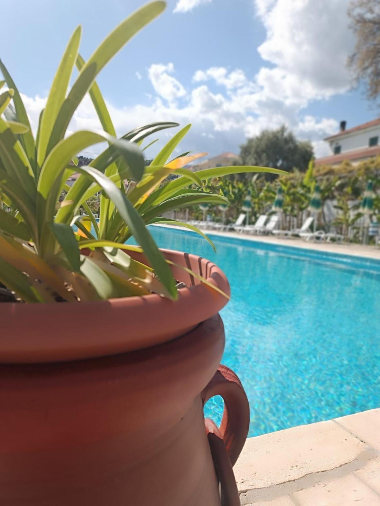 Al Borgo Village Pietra Ligure Kültér fotó
